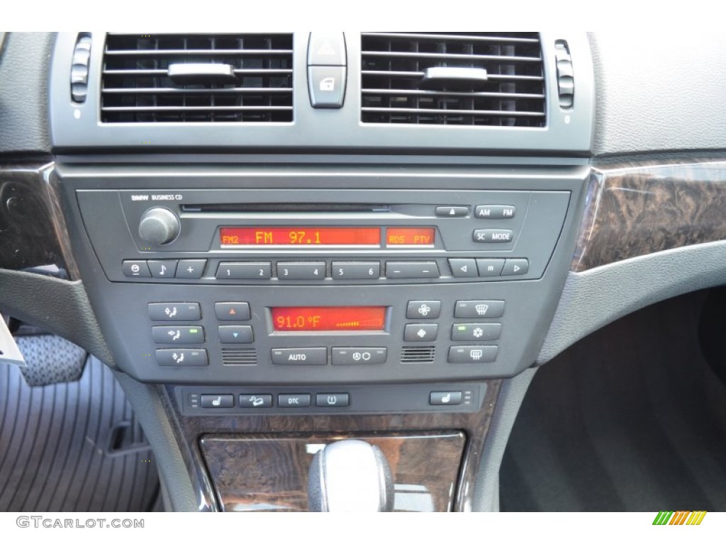 2007 BMW X3 3.0si Controls Photo #74679090