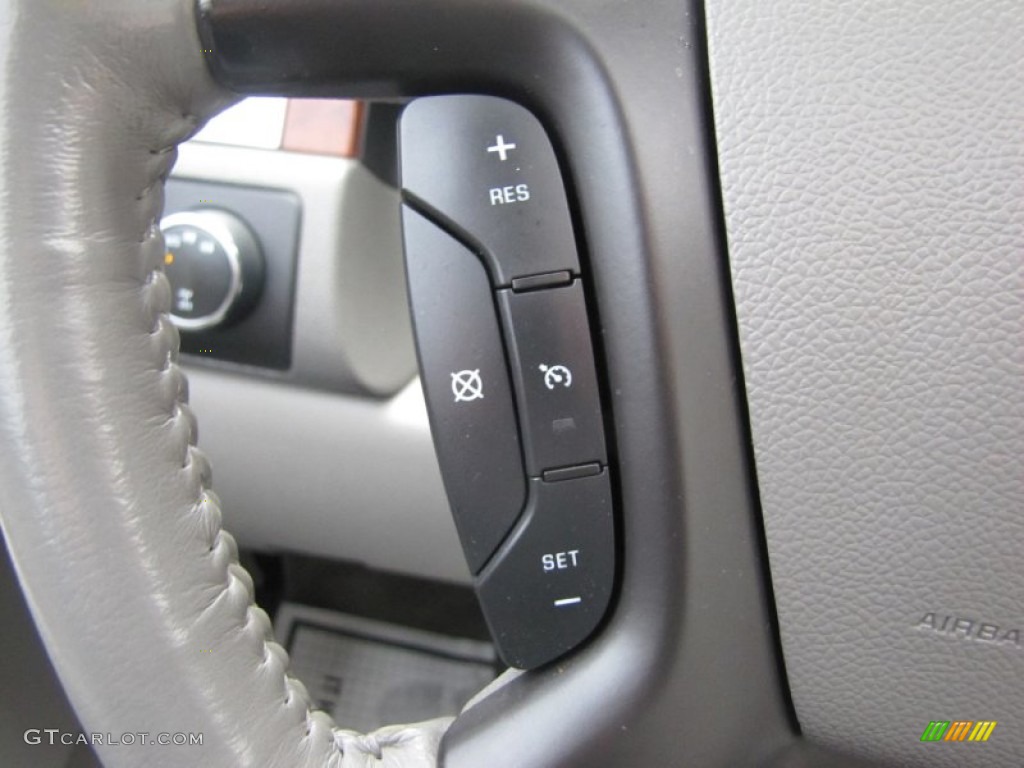 2007 Tahoe LT 4x4 - Summit White / Dark Titanium/Light Titanium photo #19