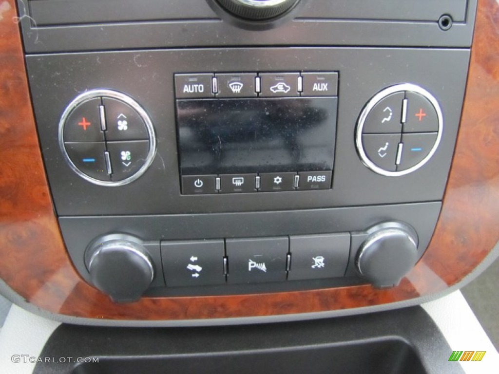 2007 Tahoe LT 4x4 - Summit White / Dark Titanium/Light Titanium photo #24
