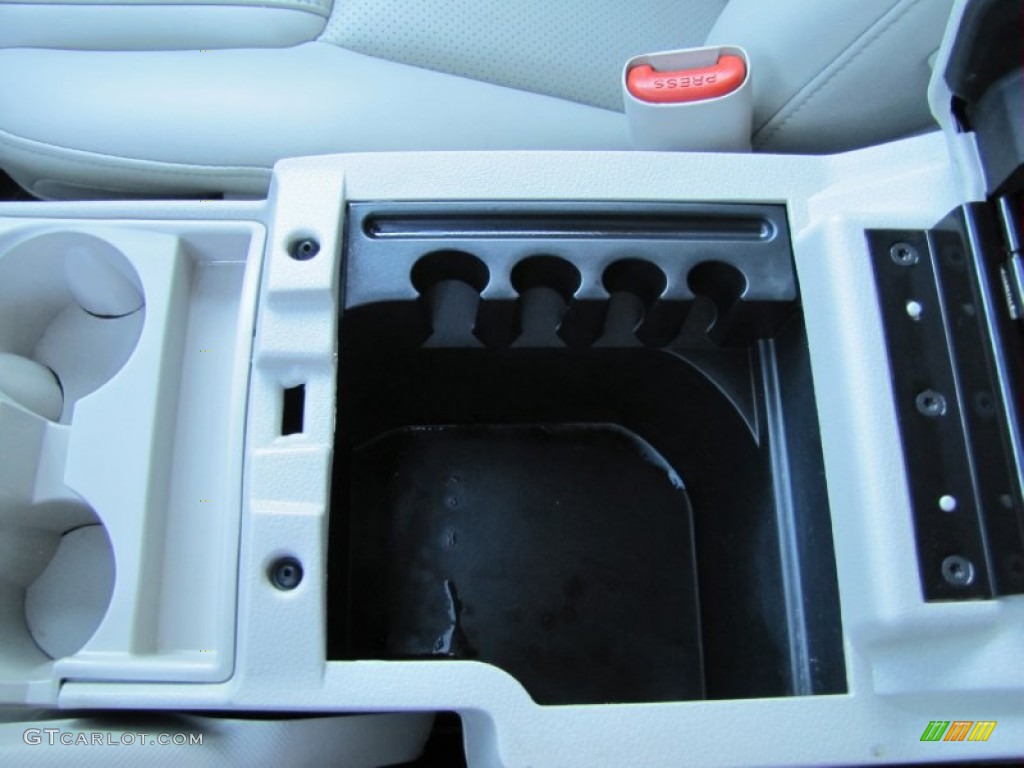 2007 Commander Limited 4x4 - Stone White / Dark Slate Gray/Light Graystone photo #24