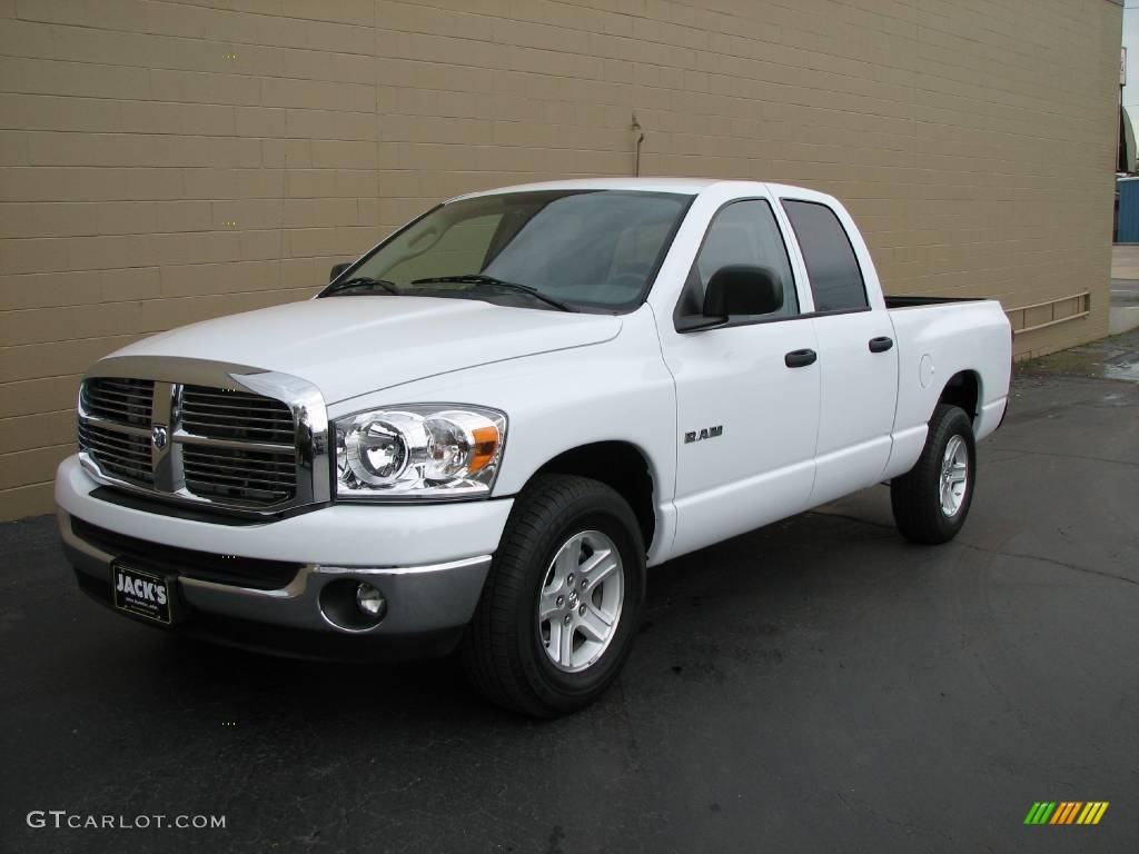 2008 Ram 1500 Lone Star Edition Quad Cab - Bright White / Medium Slate Gray photo #2