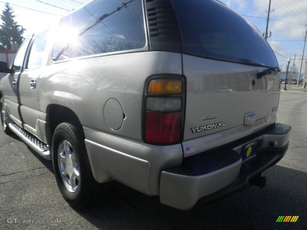 2004 Yukon XL Denali AWD - Silver Birch Metallic / Stone Gray photo #3