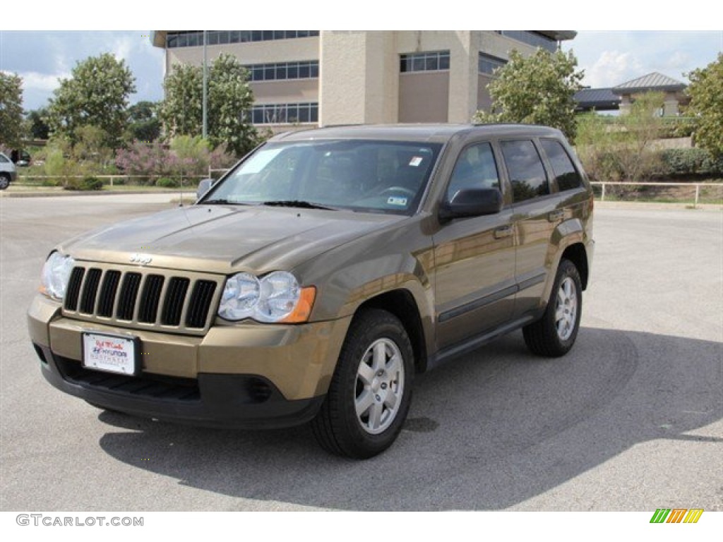 2008 Grand Cherokee Laredo - Olive Green Metallic / Dark Slate Gray/Light Graystone photo #2