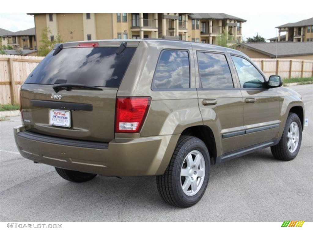 2008 Grand Cherokee Laredo - Olive Green Metallic / Dark Slate Gray/Light Graystone photo #6