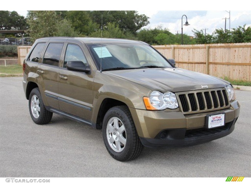 2008 Grand Cherokee Laredo - Olive Green Metallic / Dark Slate Gray/Light Graystone photo #8