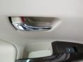 Black - Venza AWD Photo No. 7