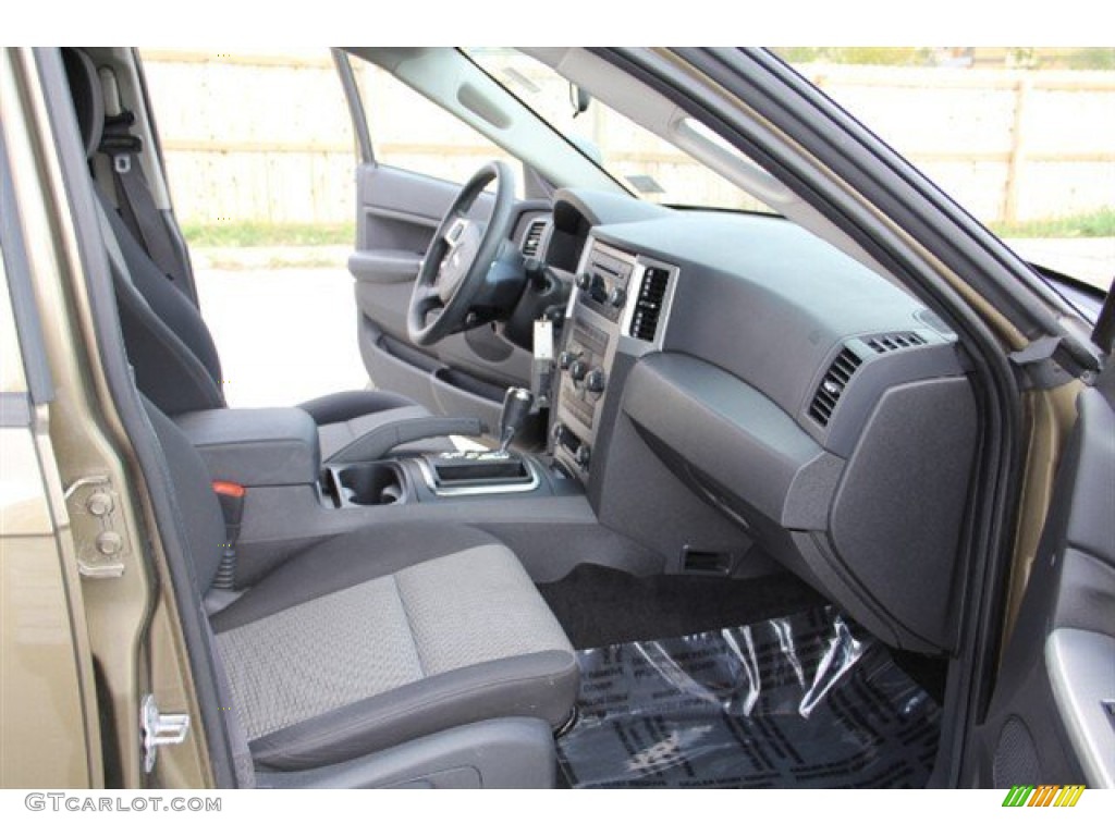 2008 Grand Cherokee Laredo - Olive Green Metallic / Dark Slate Gray/Light Graystone photo #14