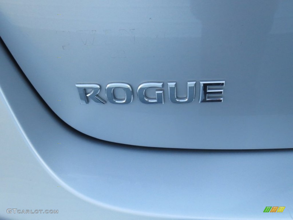 2011 Rogue S - Silver Ice Metallic / Gray photo #19