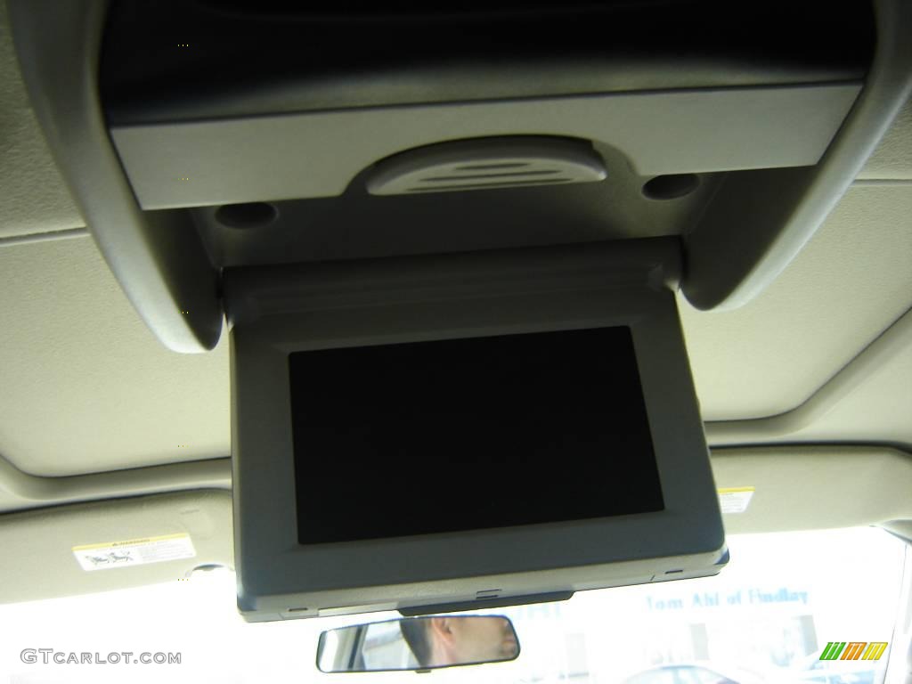 2007 Town & Country Touring - Marine Blue Pearl / Dark Khaki/Light Graystone photo #17