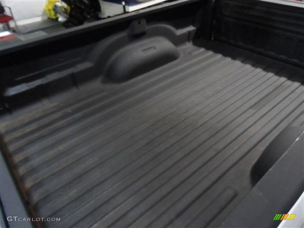 2011 Ram 1500 SLT Regular Cab - Bright White / Dark Slate Gray/Medium Graystone photo #19