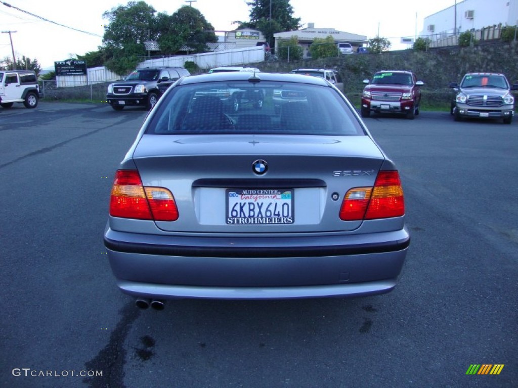 2005 3 Series 325xi Sedan - Silver Grey Metallic / Black photo #6
