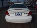 Vibrant White - Taurus SE Sedan Photo No. 7