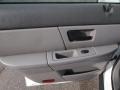 Vibrant White - Taurus SE Sedan Photo No. 21