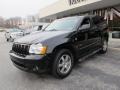 Black - Grand Cherokee Laredo 4x4 Photo No. 2
