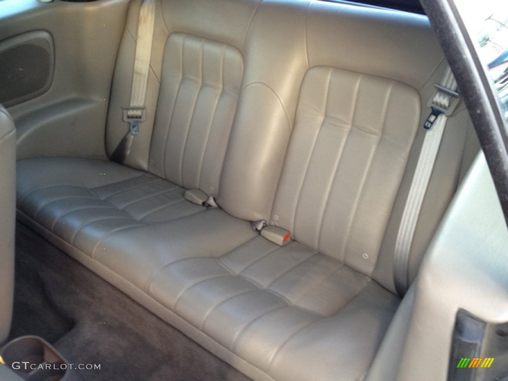 2003 Chrysler Sebring LXi Convertible Rear Seat Photos