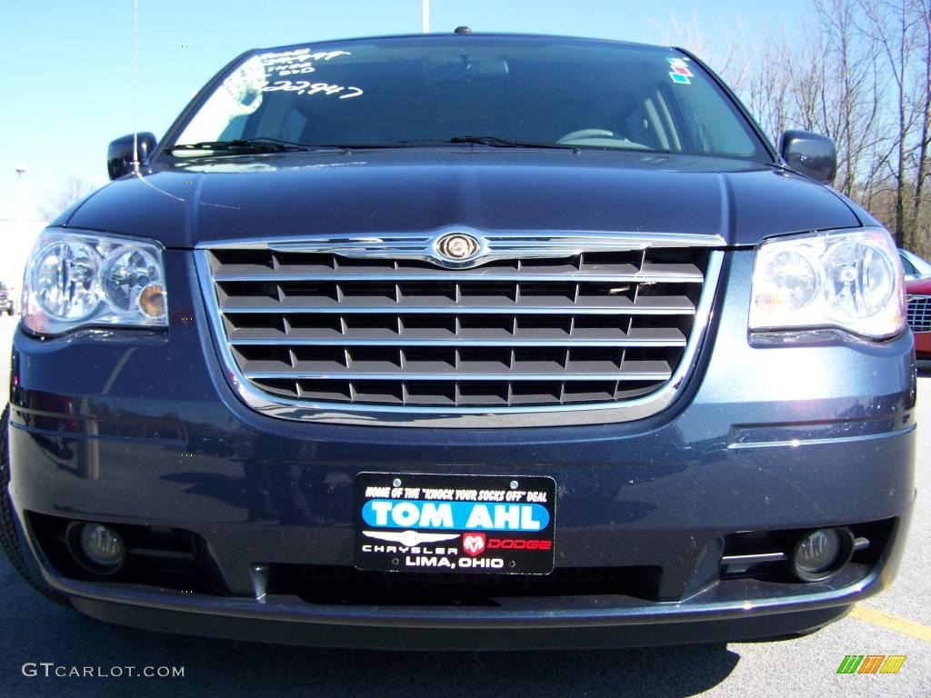 2008 Town & Country Touring - Modern Blue Pearlcoat / Medium Slate Gray/Light Shale photo #9