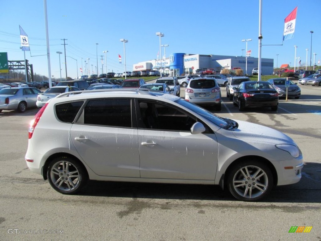 2012 Elantra SE Touring - Polar White / Black photo #7