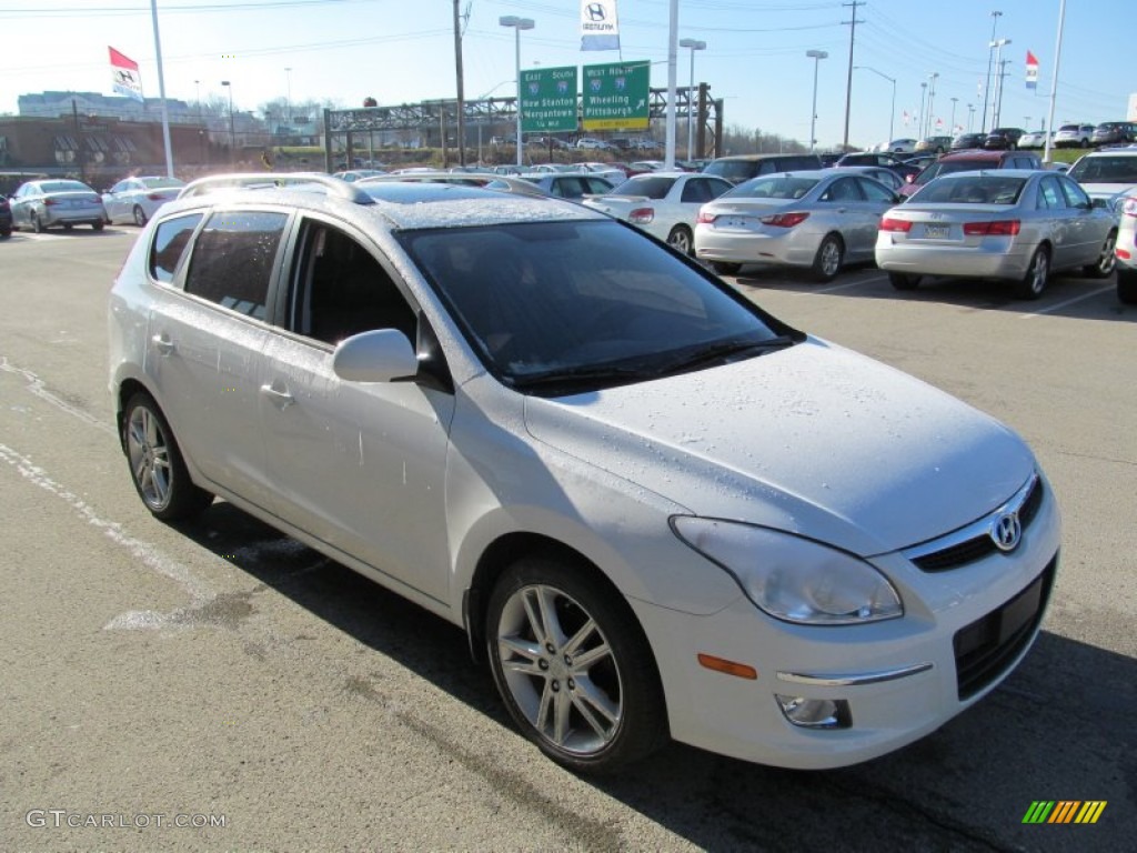 2012 Elantra SE Touring - Polar White / Black photo #8