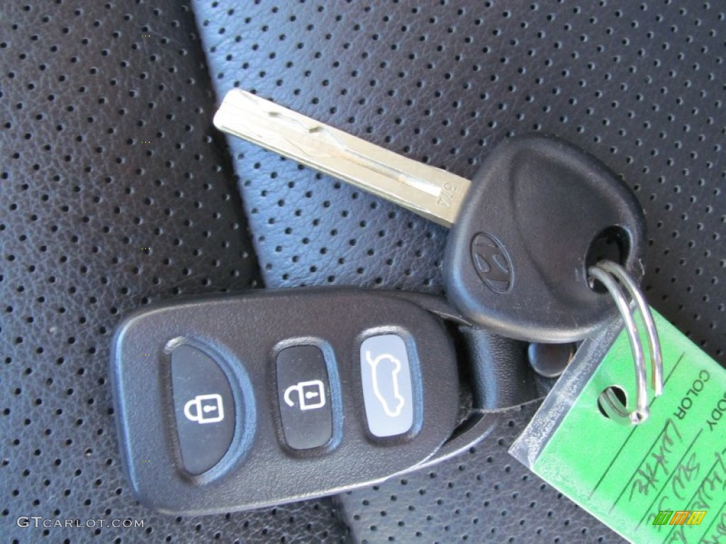 2012 Elantra SE Touring - Polar White / Black photo #18