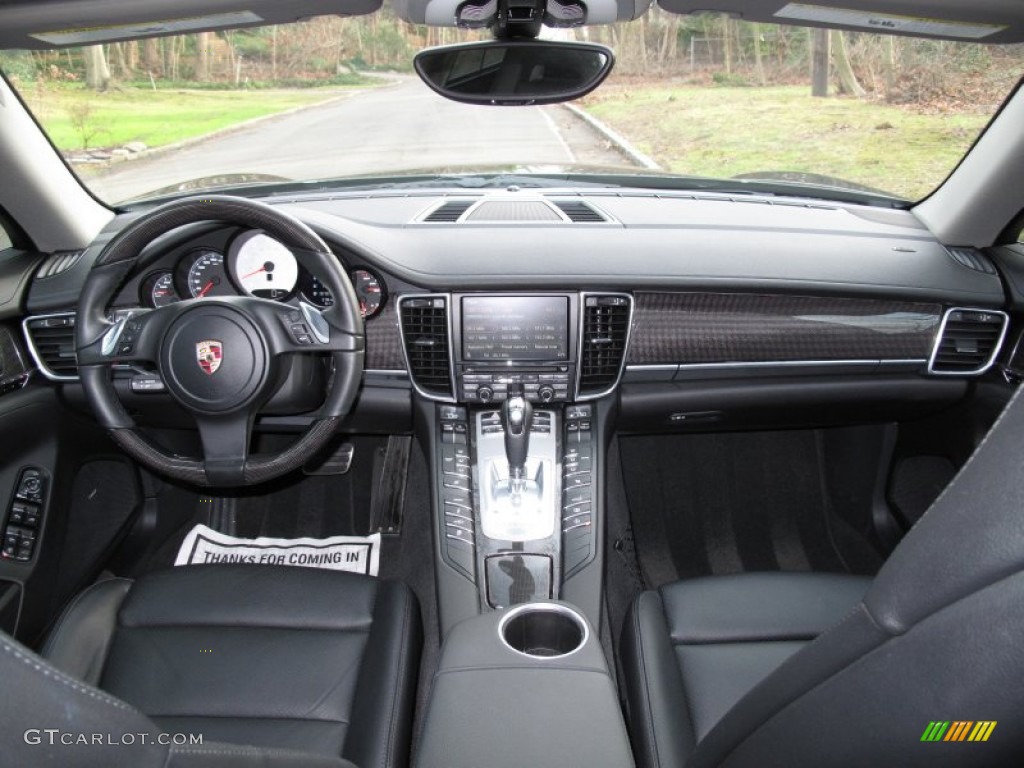 2011 Porsche Panamera 4S Dashboard Photos