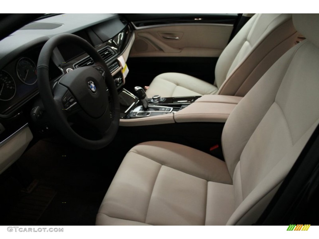 2013 BMW 5 Series 535i xDrive Sedan Front Seat Photo #74700265