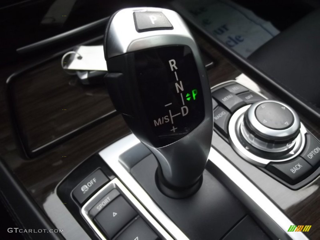 2009 BMW 7 Series 750i Sedan Transmission Photos
