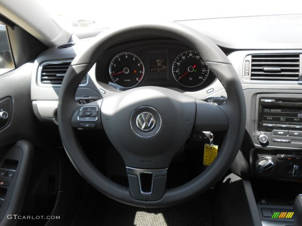 2013 Jetta TDI Sedan - Reflex Silver Metallic / Titan Black photo #16