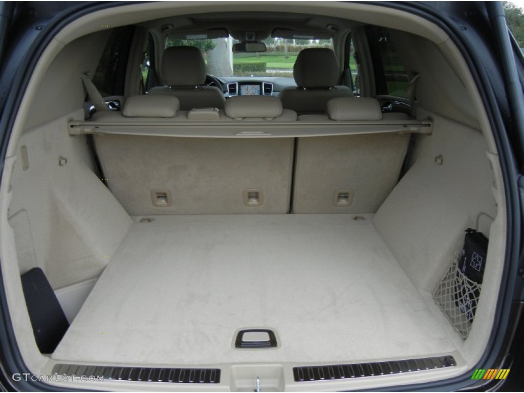 2013 Mercedes-Benz ML 350 4Matic Trunk Photo #74708722