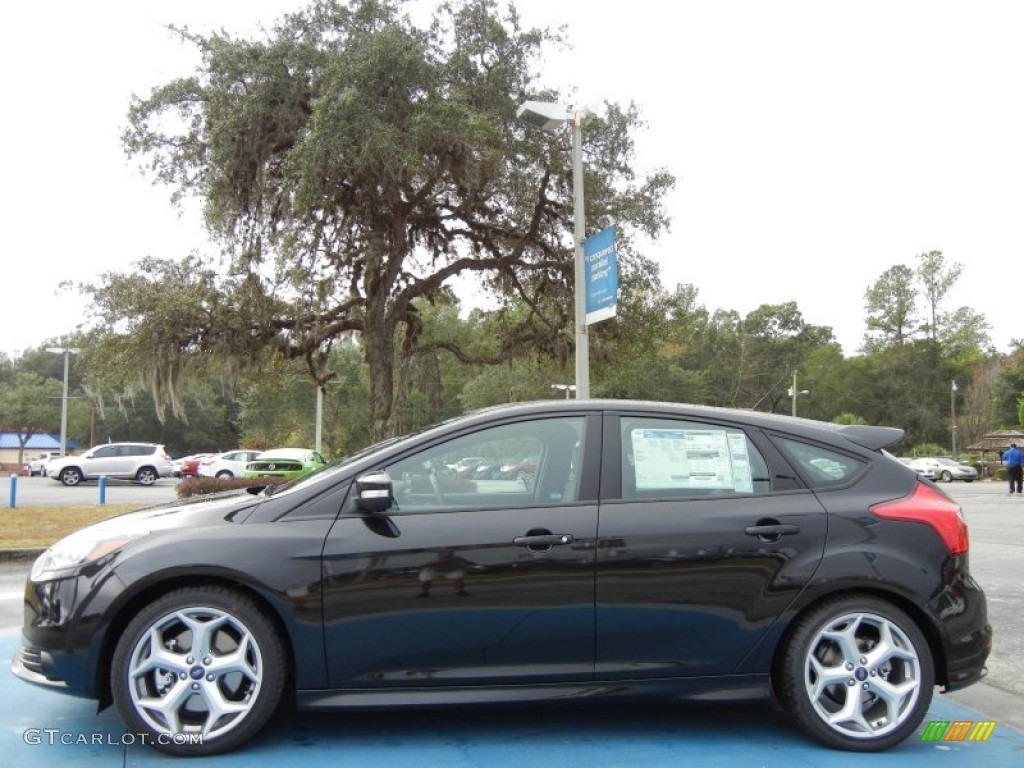 2013 Focus ST Hatchback - Tuxedo Black / ST Charcoal Black Full-Leather Recaro Seats photo #2