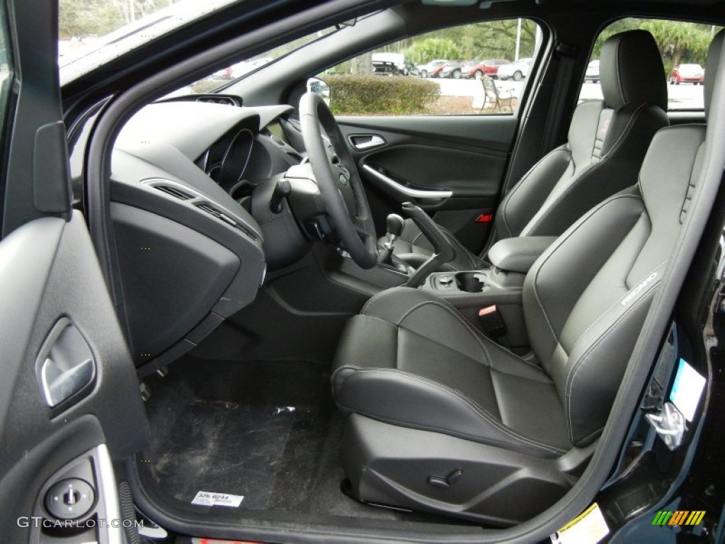 ST Charcoal Black Full-Leather Recaro Seats Interior 2013 Ford Focus ST Hatchback Photo #74711215