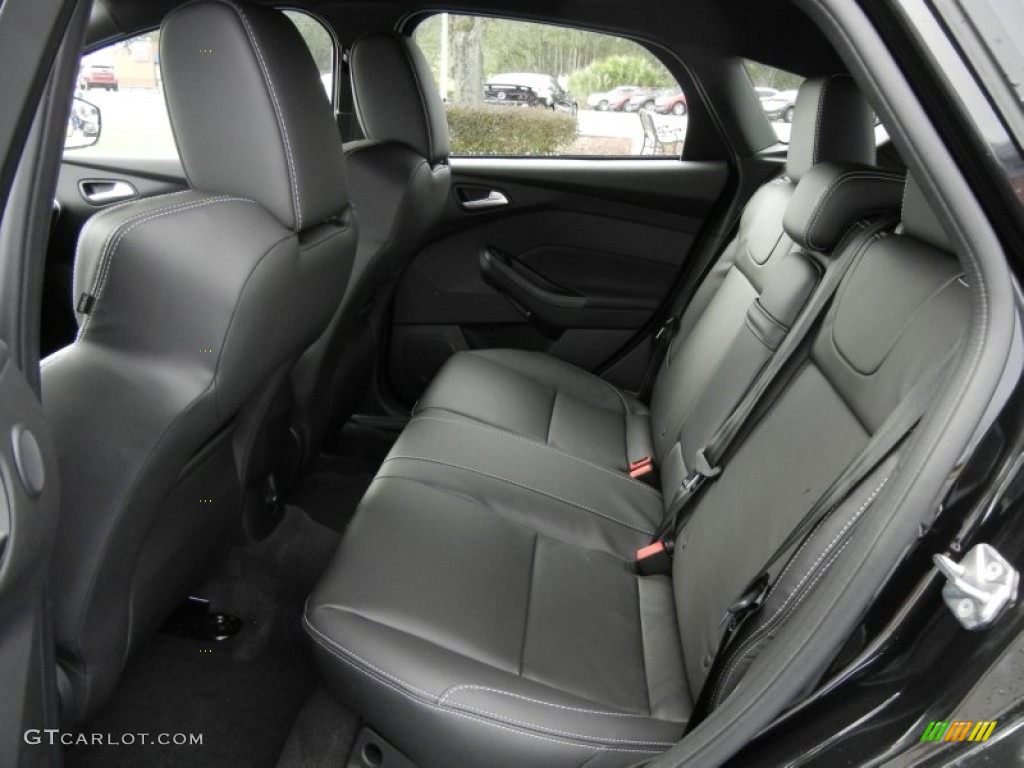 ST Charcoal Black Full-Leather Recaro Seats Interior 2013 Ford Focus ST Hatchback Photo #74711236