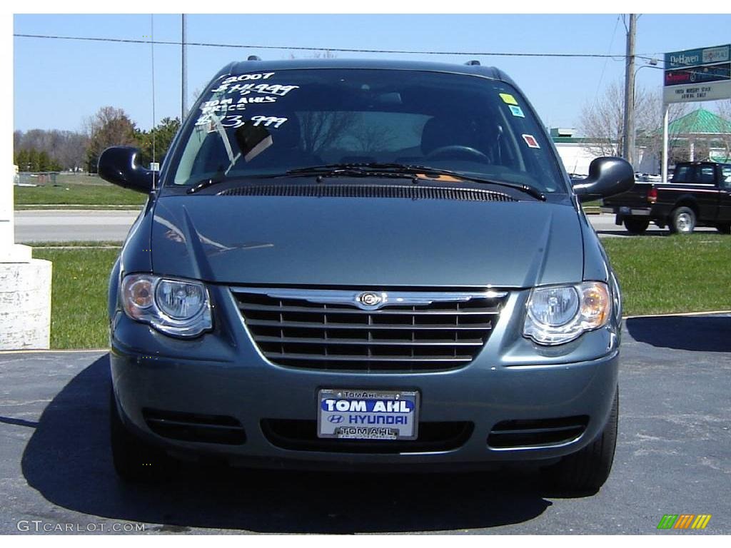2007 Town & Country LX - Magnesium Pearl / Medium Slate Gray photo #7