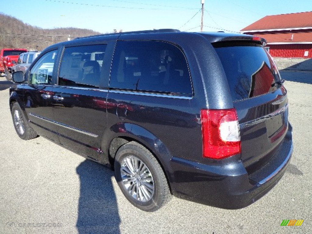 2013 Town & Country Touring - L - Maximum Steel Metallic / Black/Light Graystone photo #3