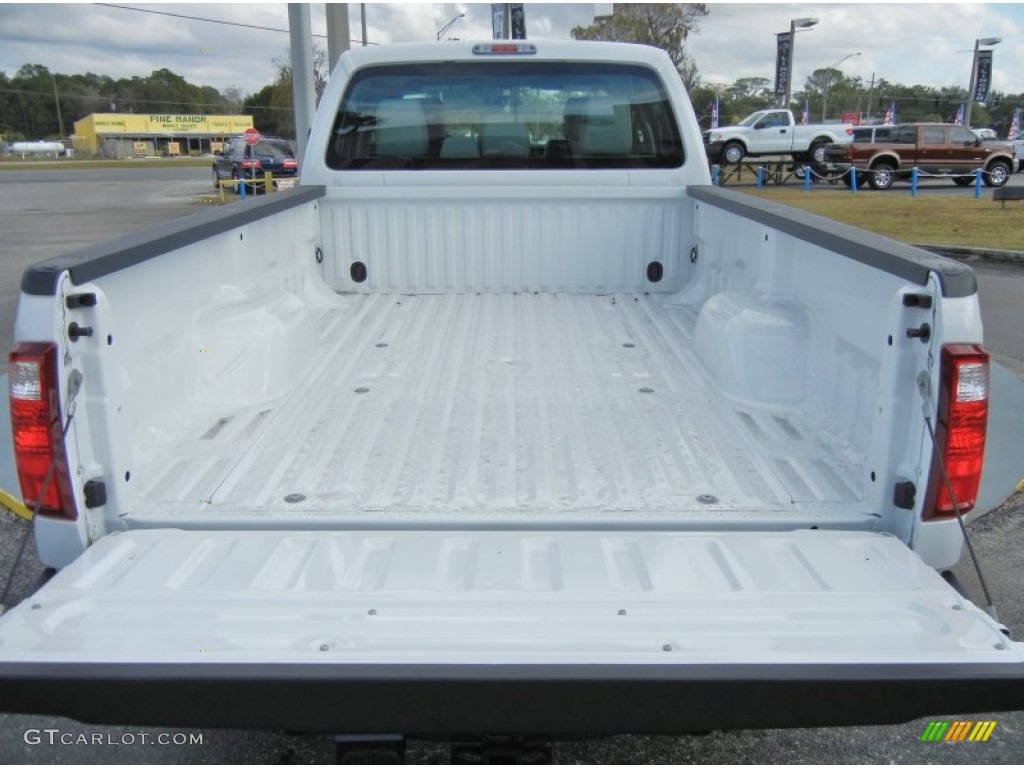 2013 F250 Super Duty XL Crew Cab - Oxford White / Steel photo #4