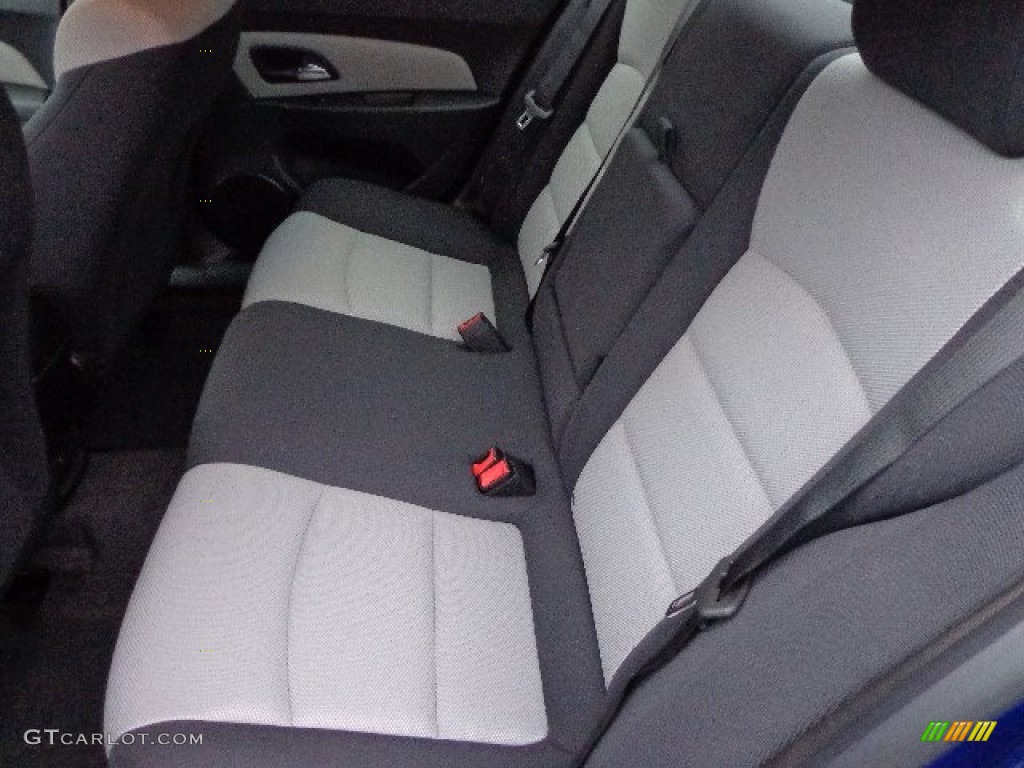 2013 Cruze LS - Blue Topaz Metallic / Jet Black/Medium Titanium photo #13