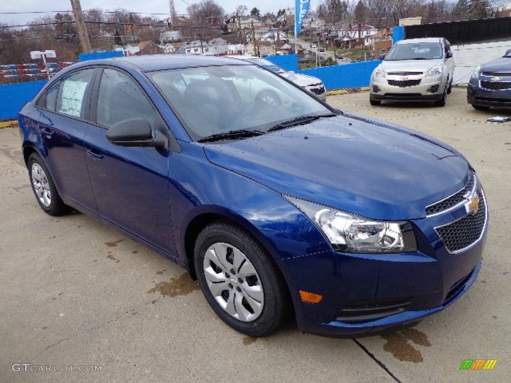 2013 Cruze LS - Blue Topaz Metallic / Jet Black/Medium Titanium photo #7