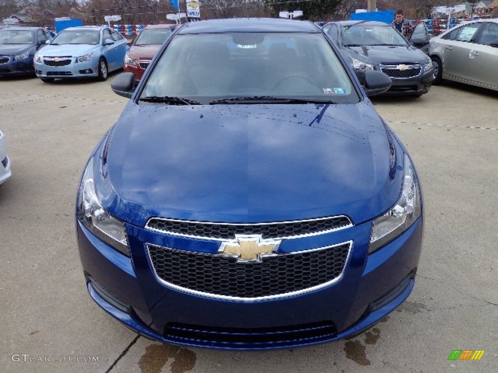 2013 Cruze LS - Blue Topaz Metallic / Jet Black/Medium Titanium photo #8