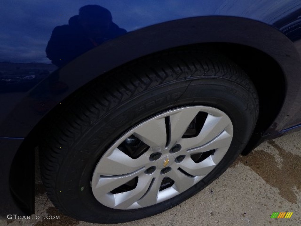 2013 Cruze LS - Blue Topaz Metallic / Jet Black/Medium Titanium photo #10