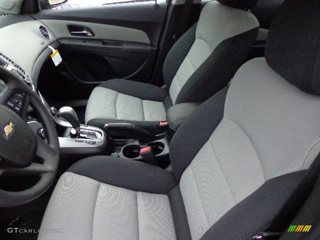 2013 Cruze LS - Blue Topaz Metallic / Jet Black/Medium Titanium photo #11