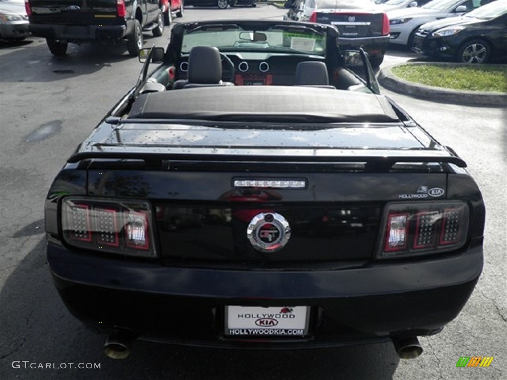 2005 Mustang V6 Premium Convertible - Black / Dark Charcoal photo #7