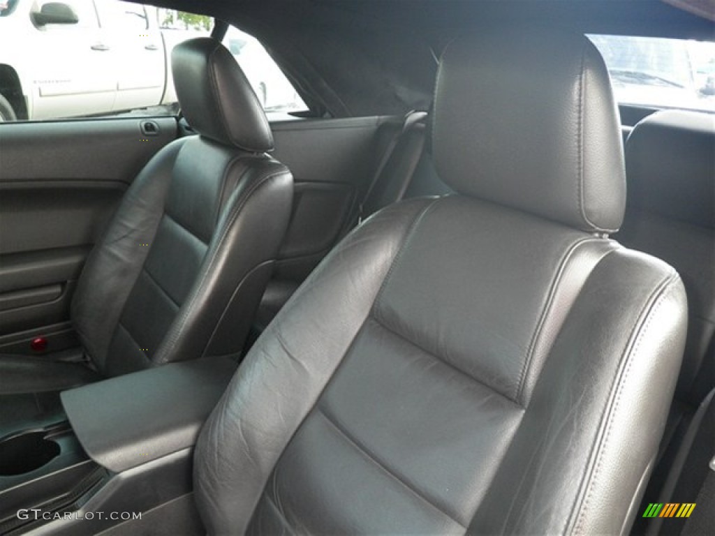 2005 Mustang V6 Premium Convertible - Black / Dark Charcoal photo #17