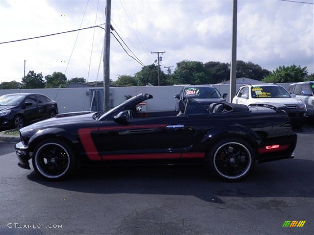 2005 Mustang V6 Premium Convertible - Black / Dark Charcoal photo #20