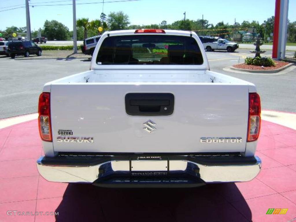 2009 Equator Extended Cab - Glacier White / Graphite photo #6