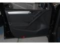 Black - Golf 4 Door TDI Photo No. 9