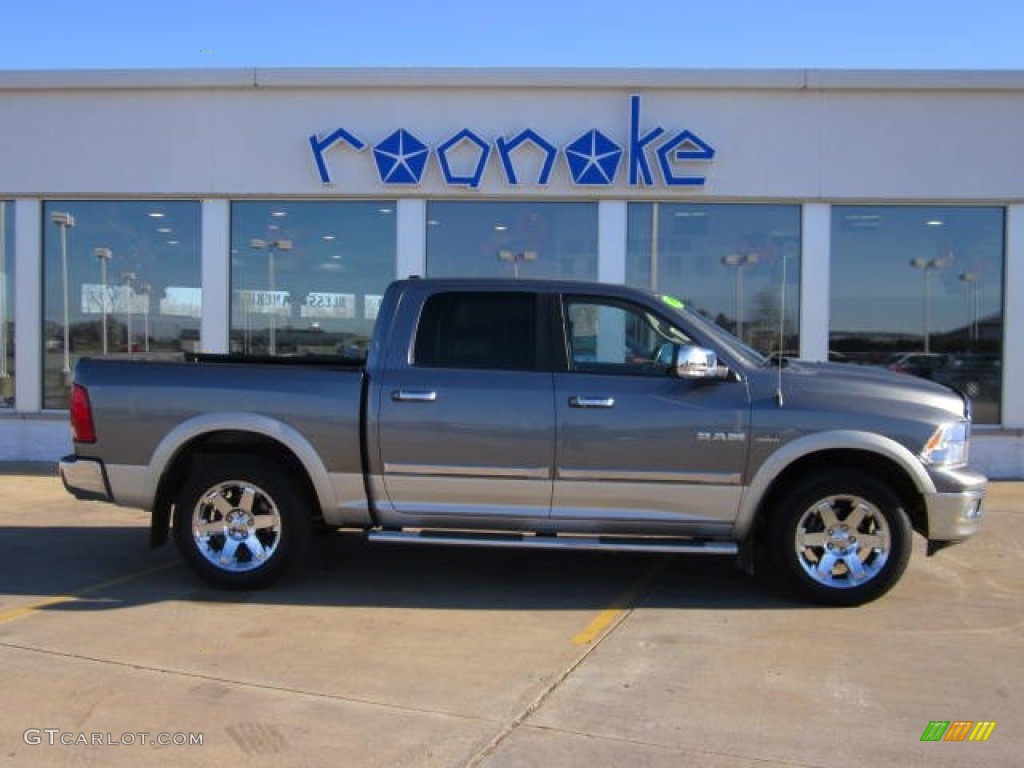 2009 Ram 1500 Laramie Crew Cab 4x4 - Mineral Gray Metallic / Dark Slate Gray photo #2