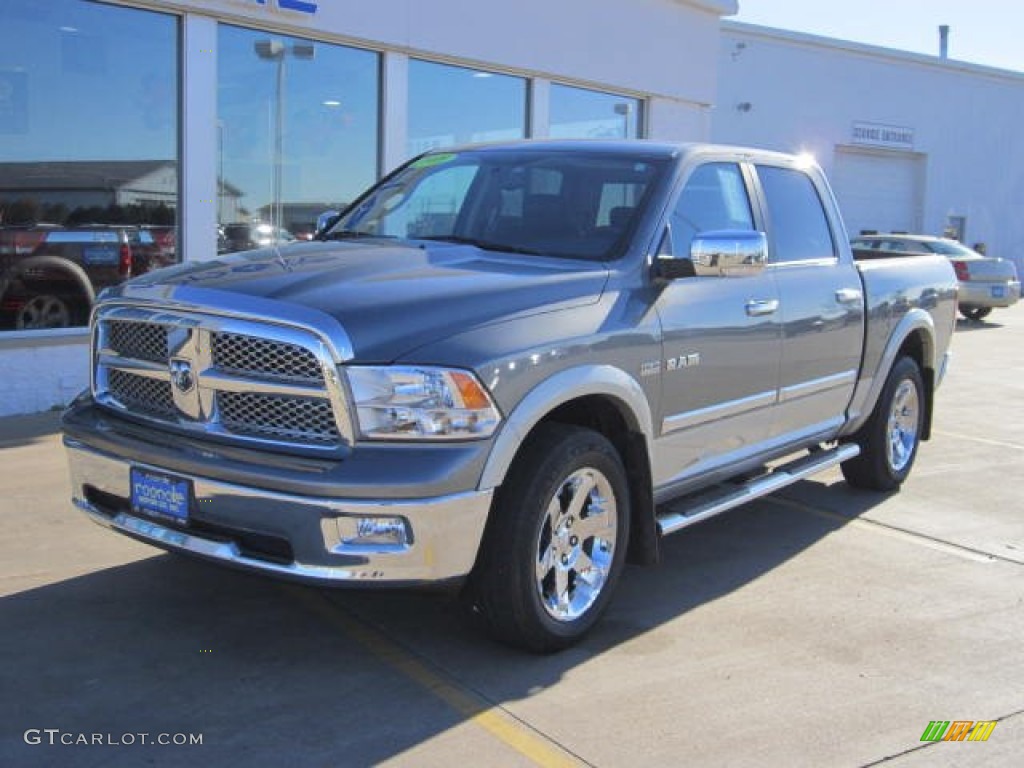 2009 Ram 1500 Laramie Crew Cab 4x4 - Mineral Gray Metallic / Dark Slate Gray photo #3