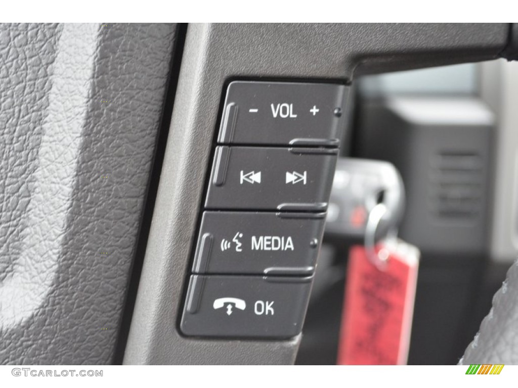 2013 Ford F150 XLT SuperCab Controls Photo #74729878