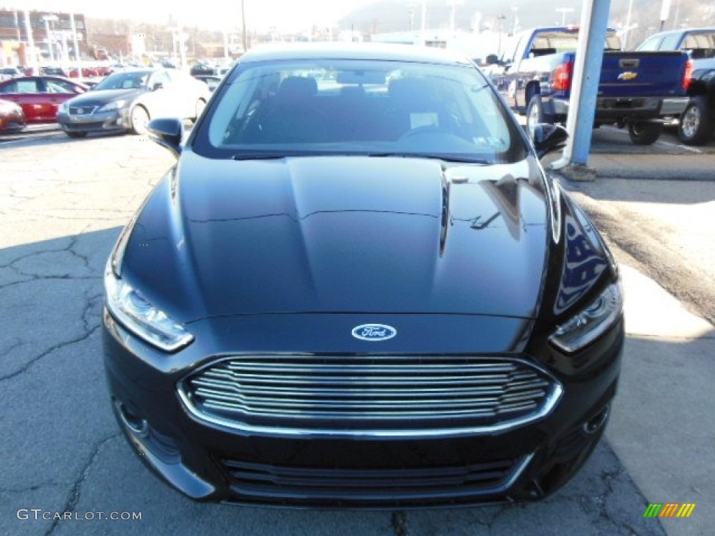 2013 Fusion SE 1.6 EcoBoost - Tuxedo Black Metallic / Charcoal Black photo #3