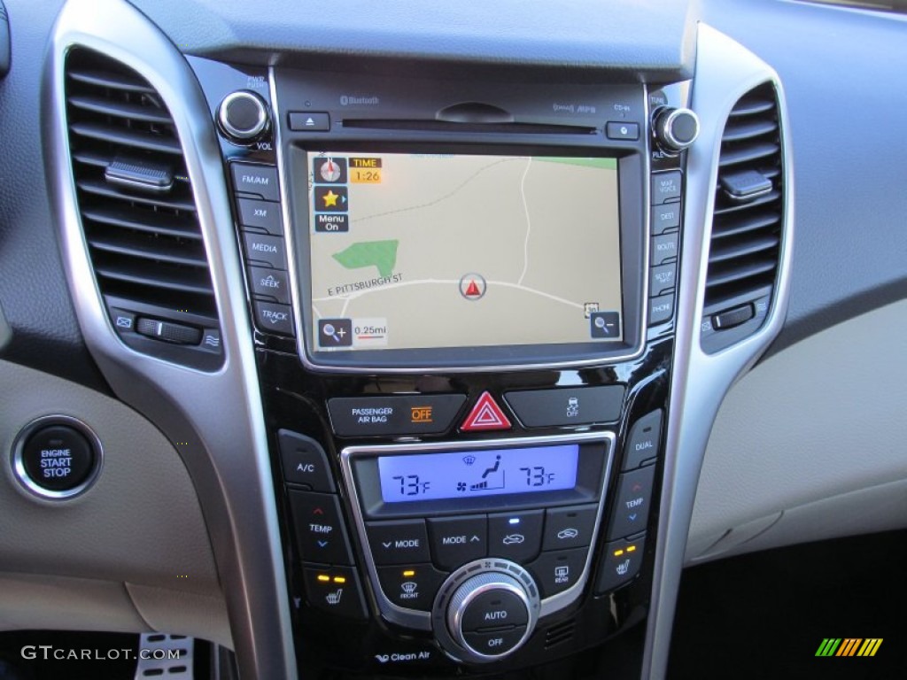 2013 Elantra GT - Volcanic Red / Black photo #8