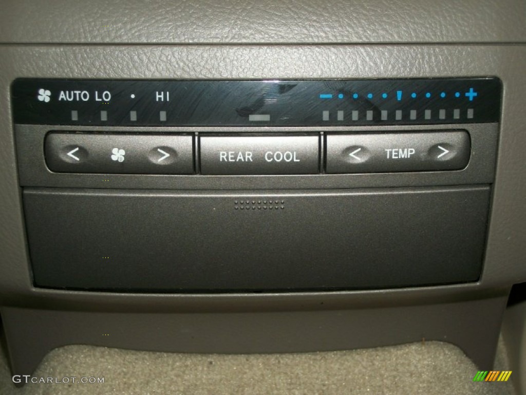 2006 Lexus GX 470 Controls Photo #74733943